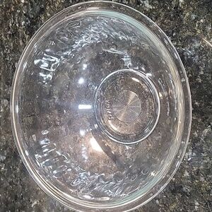 PYREX 325 Clear Glass Mixing Bowl, 9" / 2.5L, For Oven or Microwave USA